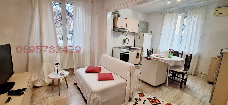 Дава под наем КЪЩА, гр. Перник, Център, снимка 2 - Къщи - 52809456