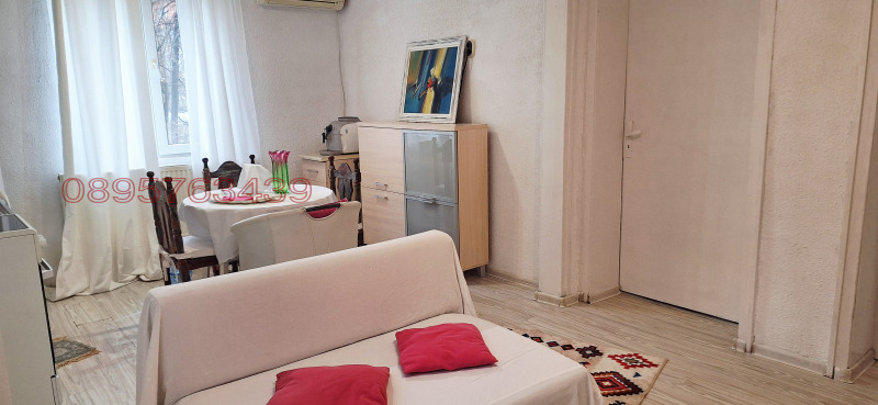 Дава под наем КЪЩА, гр. Перник, Център, снимка 3 - Къщи - 52809456