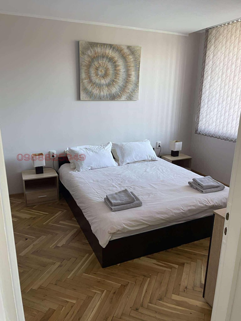 Дава под наем 3-СТАЕН, гр. Велико Търново, Център