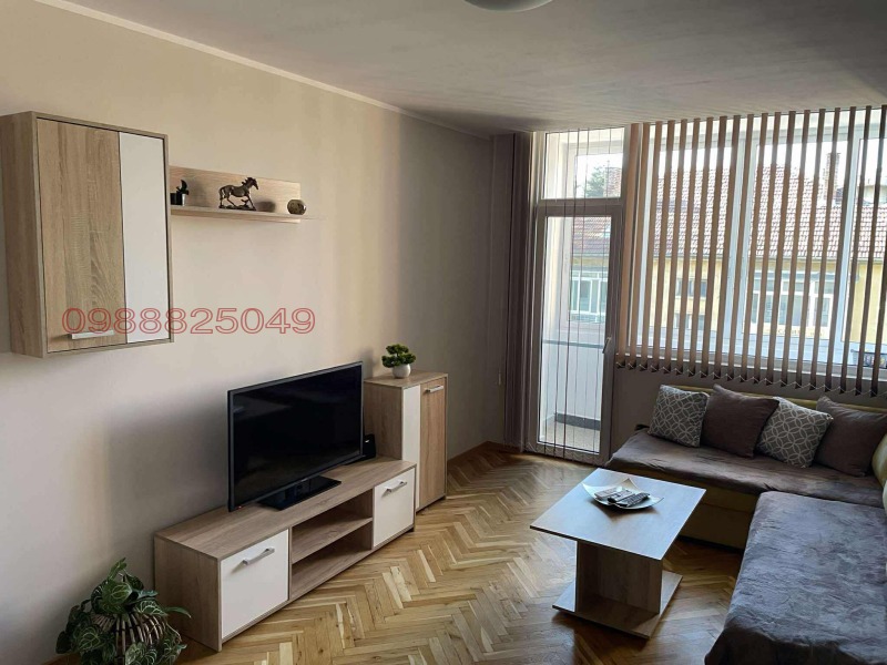 Дава под наем 3-СТАЕН, гр. Велико Търново, Център, снимка 4 - Апартаменти - 52786080