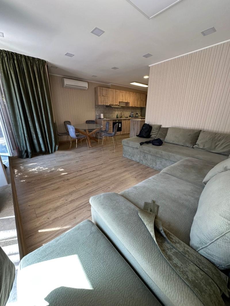 Kiadó  3 hálószobás Sofia , Lozenec , 165 négyzetméter | 92286630