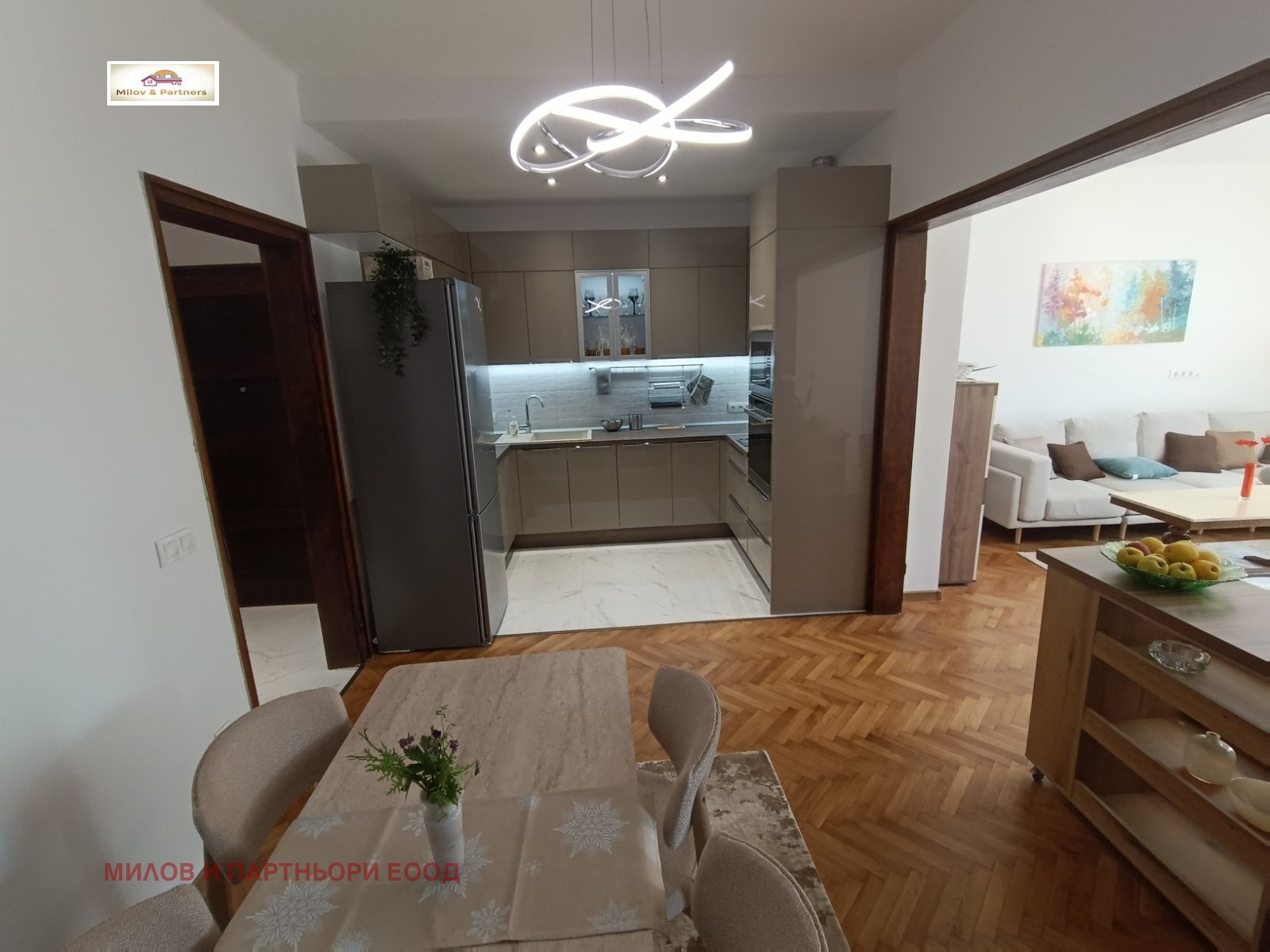Дава под наем 3-СТАЕН, гр. София, Център, снимка 2 - Апартаменти - 54996142