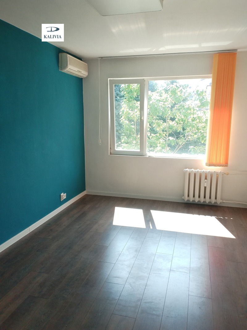 Para alugar  3 quartos Sofia , Geo Milev , 140 m² | 13988431 - imagem [7]