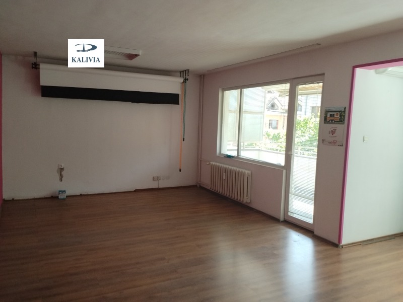 Para alugar  3 quartos Sofia , Geo Milev , 140 m² | 13988431 - imagem [2]