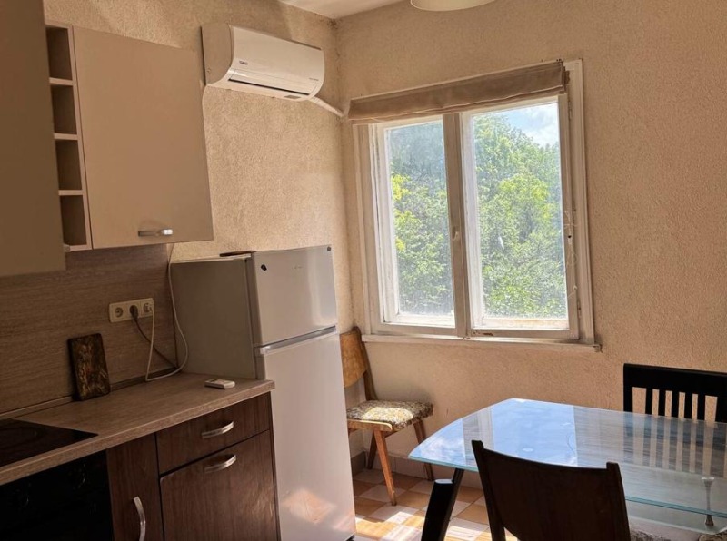 Kiralık  3+ yatak odası Sofia , Iztok , 150 metrekare | 65423009