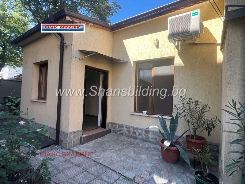 För uthyrning  Kontor Plovdiv , Centar , 50 kvm | 13870781