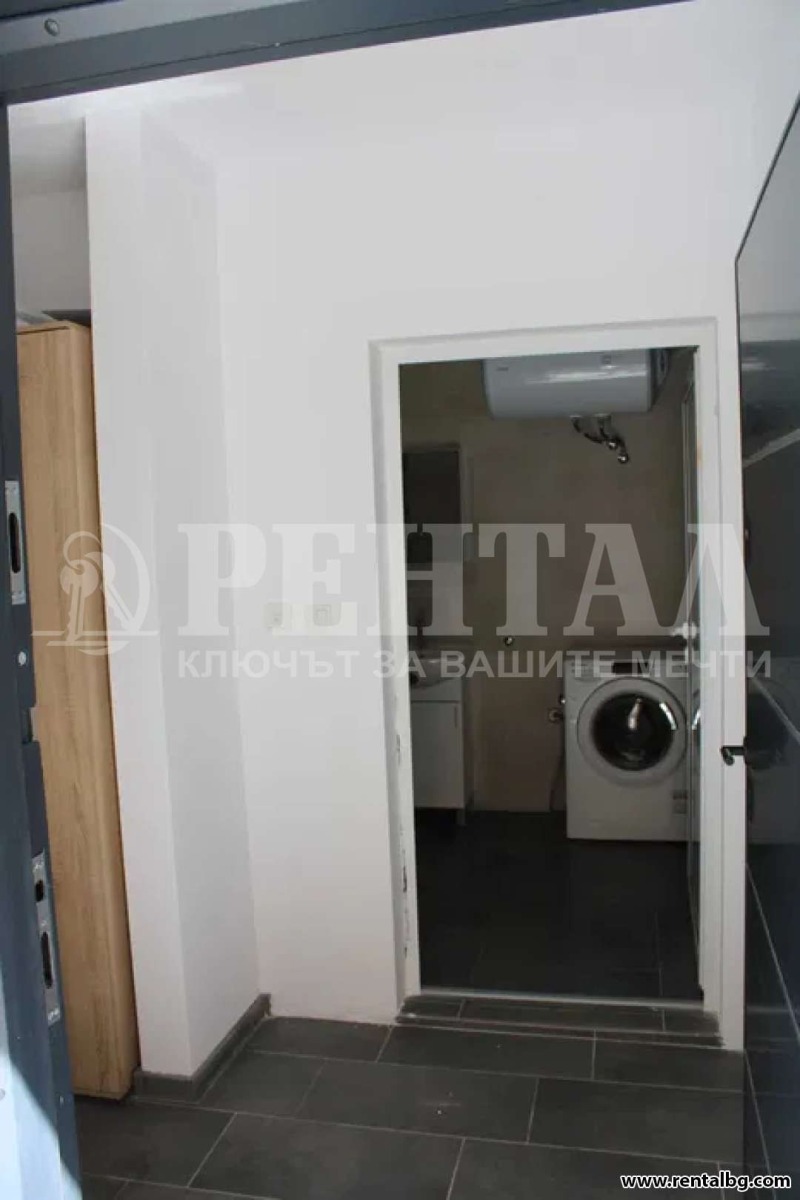 For Rent  Attic Plovdiv , Ostromila , 40 sq.m | 73705925