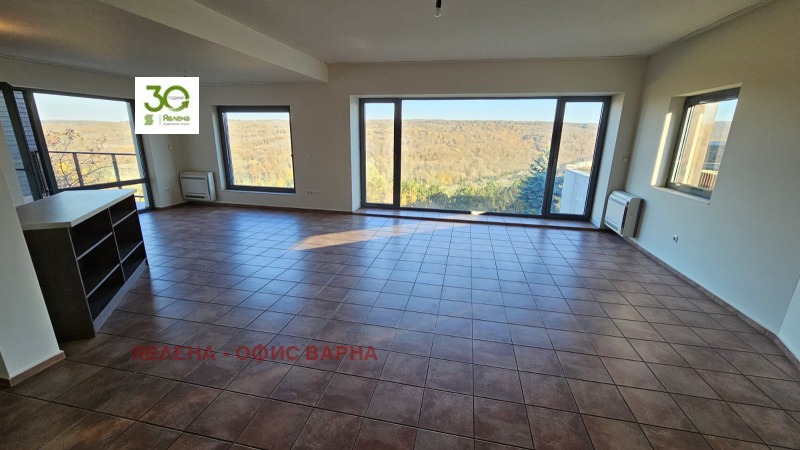 Para alugar  Casa Varna , Zvezdica , 200 m² | 31041482 - imagem [8]