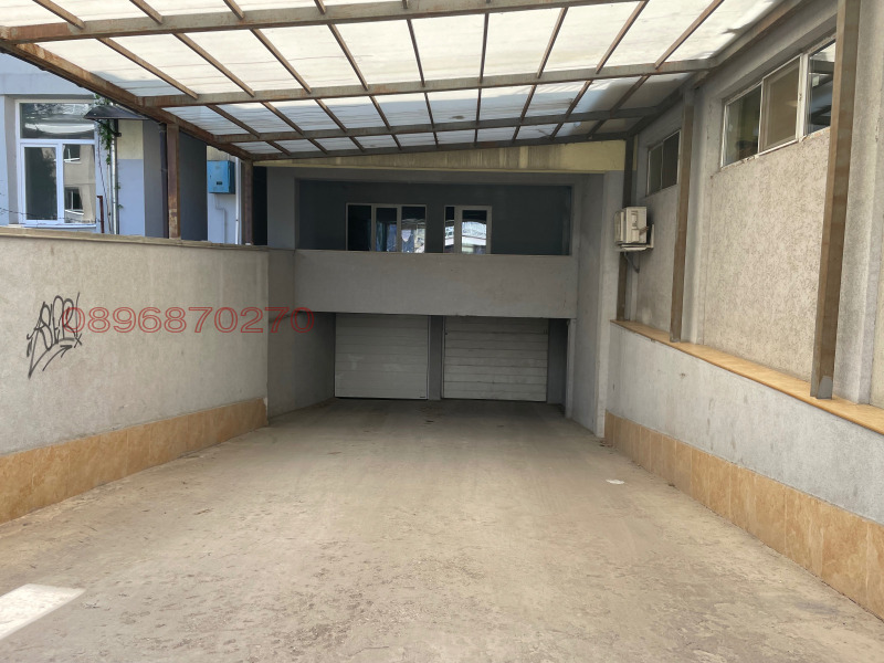 Te huur  Parkeerplaats Ruse , Rodina 1 , 23 m² | 14415288