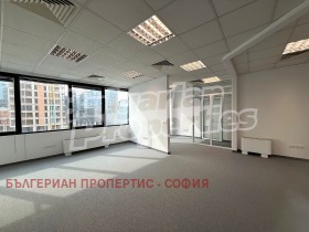 ОФИС, 152 m2