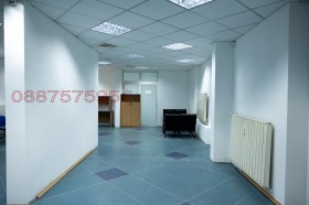 МАГАЗИН, 292 m2