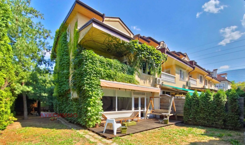 Zu vermieten  Haus Sofia , Pawlowo , 300 qm | 77798939