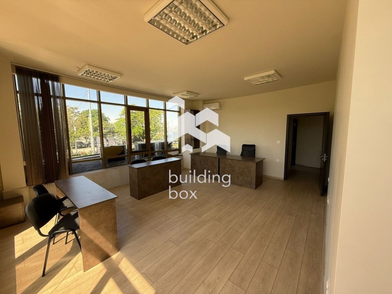 Da affittare  Ufficio Plovdiv , Industrialna zona - Sever , 118 mq | 55355592 - Immagine [2]
