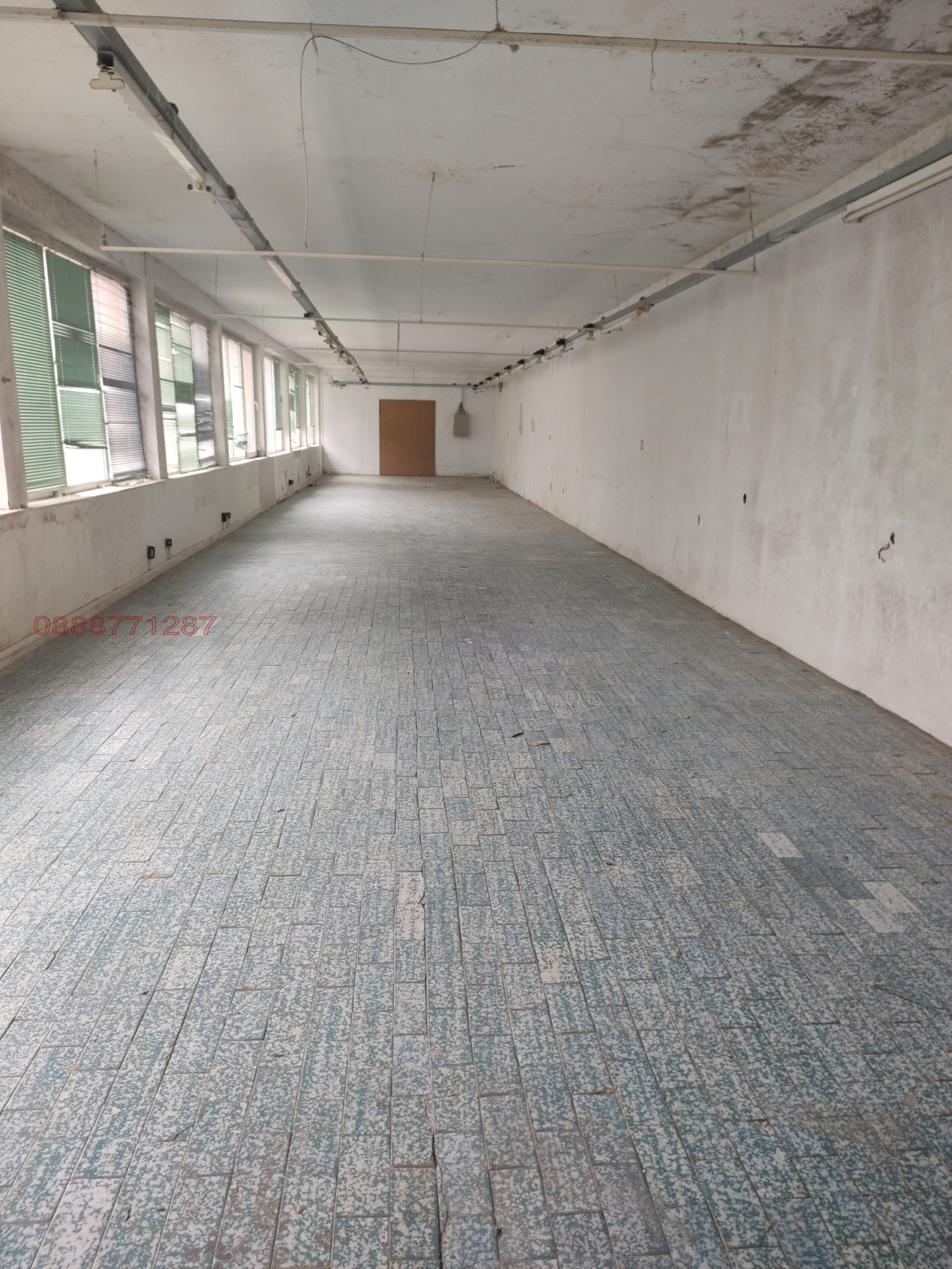 Дава под наем ПРОМ. ПОМЕЩЕНИЕ, гр. Лом, област Монтана, снимка 7 - Производствени сгради - 53807468