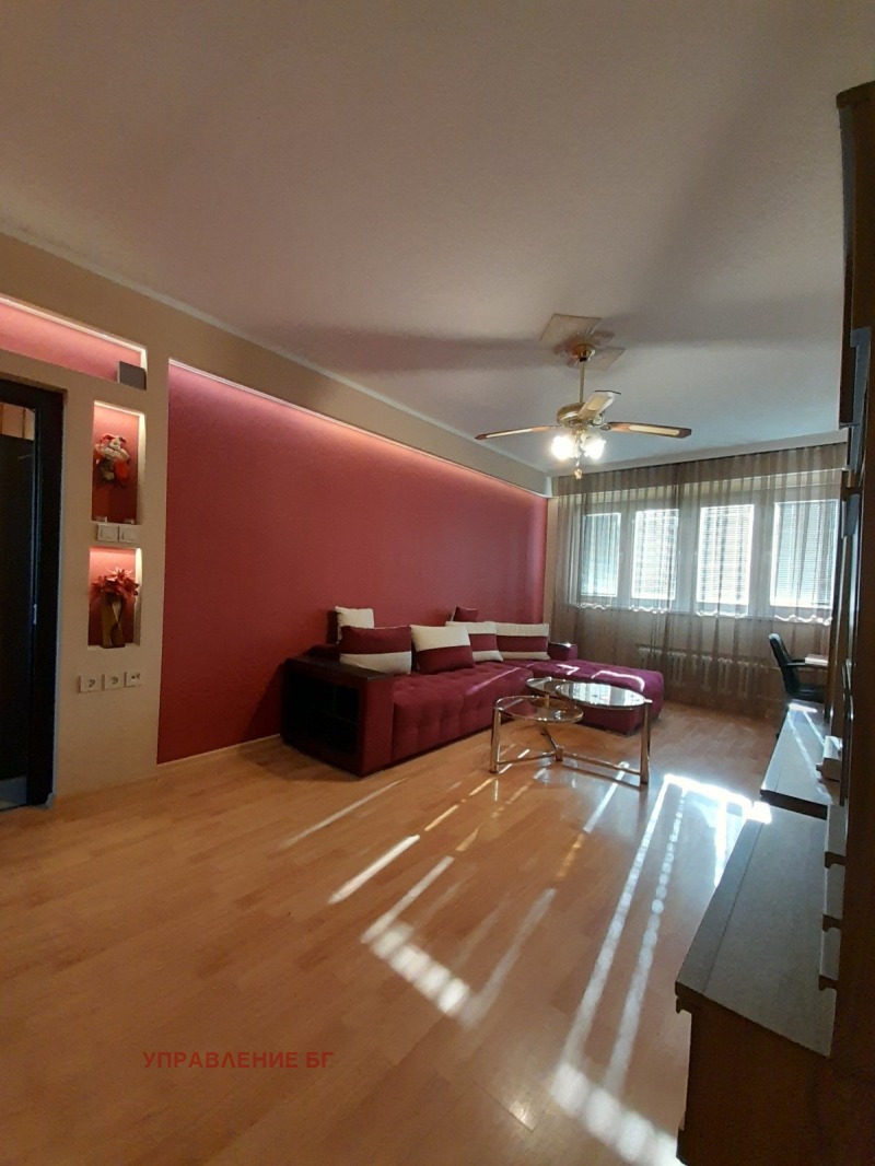 Para alugar  1 quarto Sofia , Studentski grad , 30 m² | 56515083