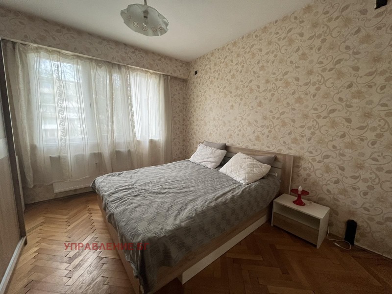 De inchiriat  1 dormitor Sofia , Hadji Dimitâr , 65 mp | 90115478 - imagine [5]