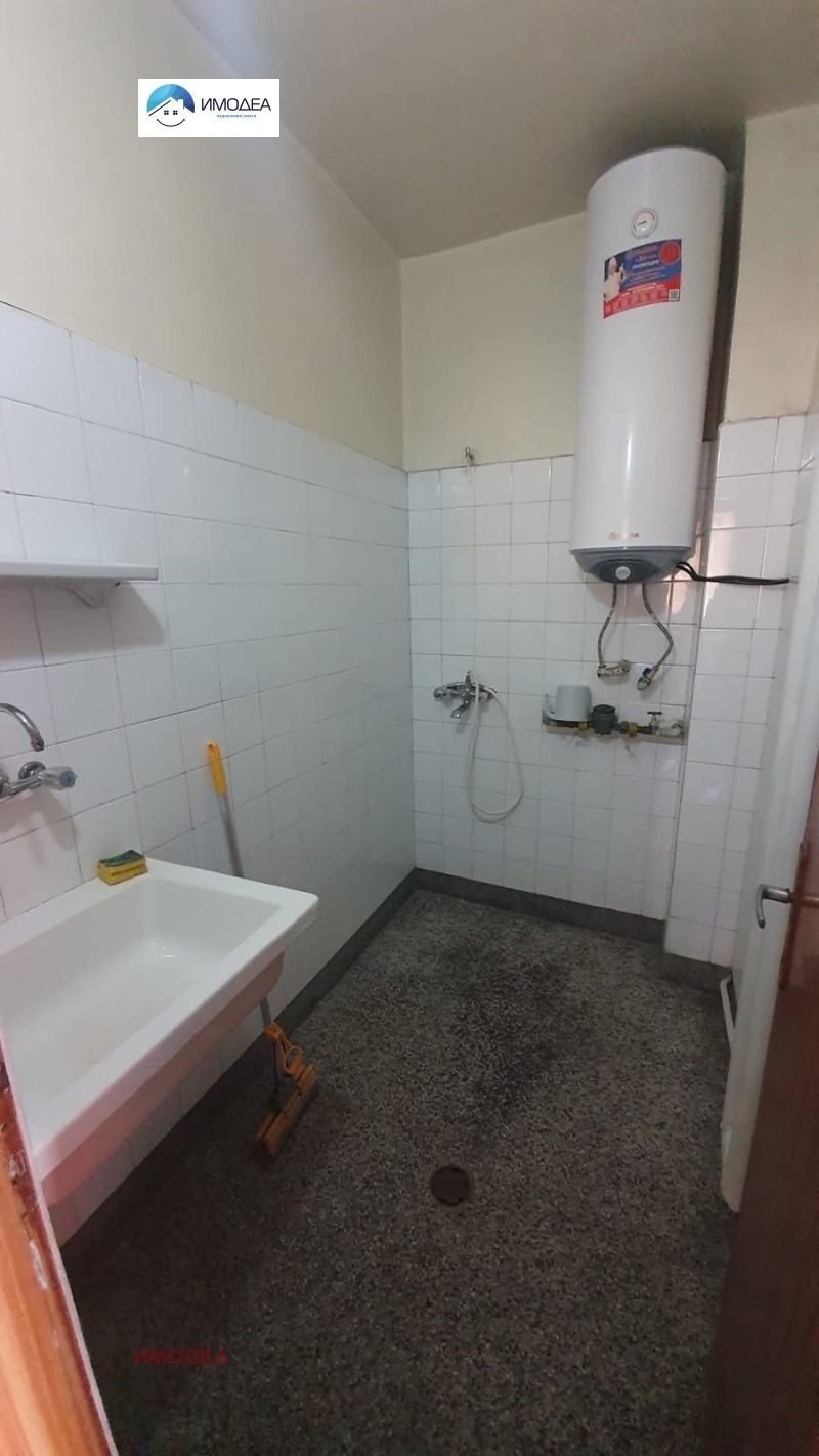 Дава под наем 3-СТАЕН, гр. Велико Търново, Център, снимка 5 - Апартаменти - 53472495