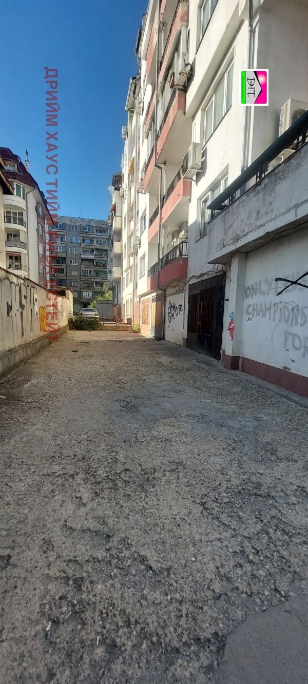 Дава под наем ГАРАЖ, ПАРКОМЯСТО, гр. София, Лагера, снимка 3 - Гаражи и паркоместа - 52724488
