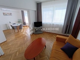 2 dormitoare Țentâr, Varna