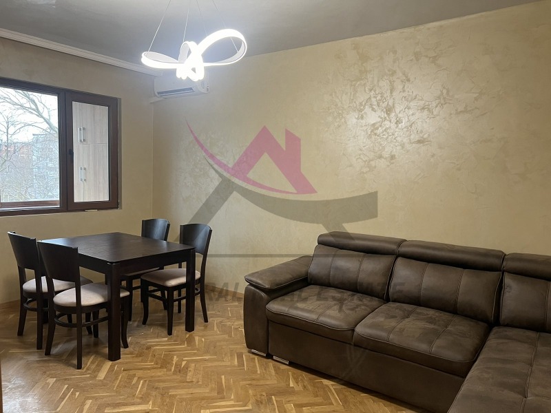 A louer  1 chambre Varna , Tchaika , 65 m² | 85577632