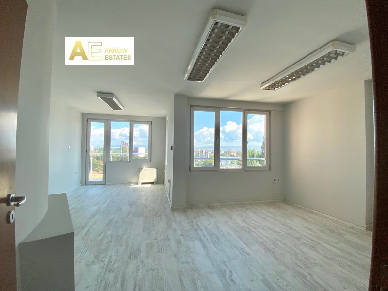 Te huur  Kantoor Sofia , Tsentar , 115 m² | 32037797