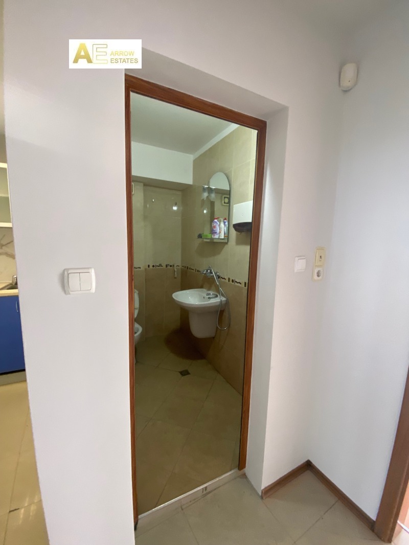 De inchiriat  Birou Sofia , Țentâr , 115 mp | 32037797 - imagine [7]