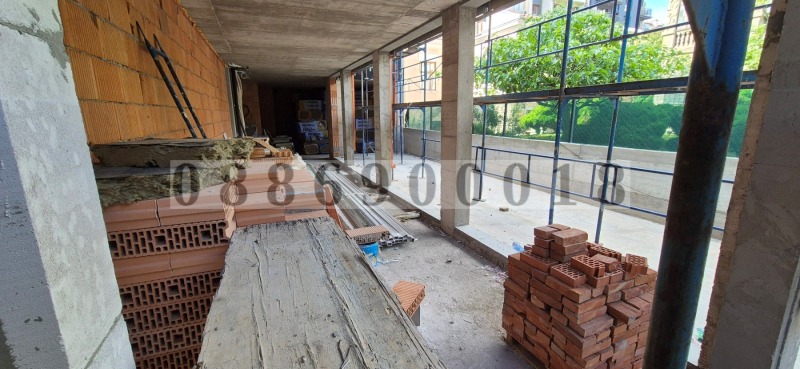 Издаје се  Бар; кафић Варна , Центар , 160 м2 | 87274882 - слика [5]
