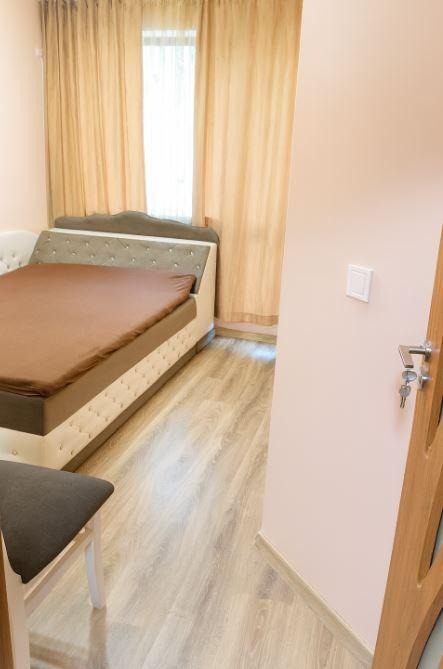 Дава под наем 3-СТАЕН, гр. Варна, Център, снимка 4 - Апартаменти - 52613221