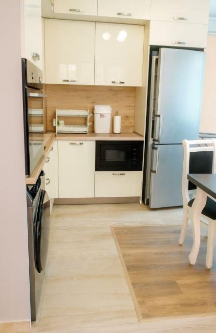 Дава под наем 3-СТАЕН, гр. Варна, Център