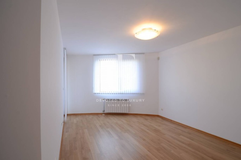 Te huur  3 slaapkamers Sofia , Lozenets , 170 m² | 15065124 - afbeelding [2]