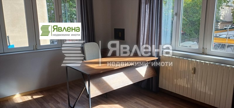En renta  Oficina Sofia , Tsentar , 115 metros cuadrados | 77647024