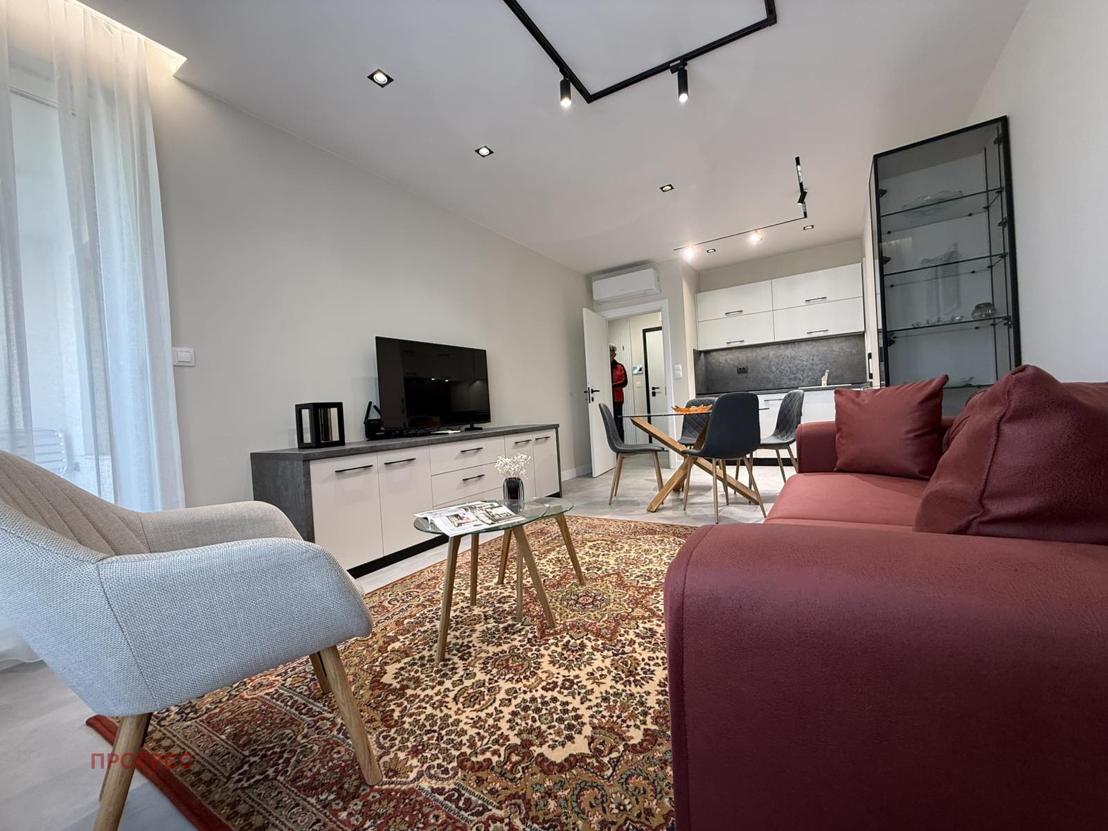 Дава под наем 2-СТАЕН, гр. Пловдив, Кършияка, снимка 16 - Апартаменти - 54120023