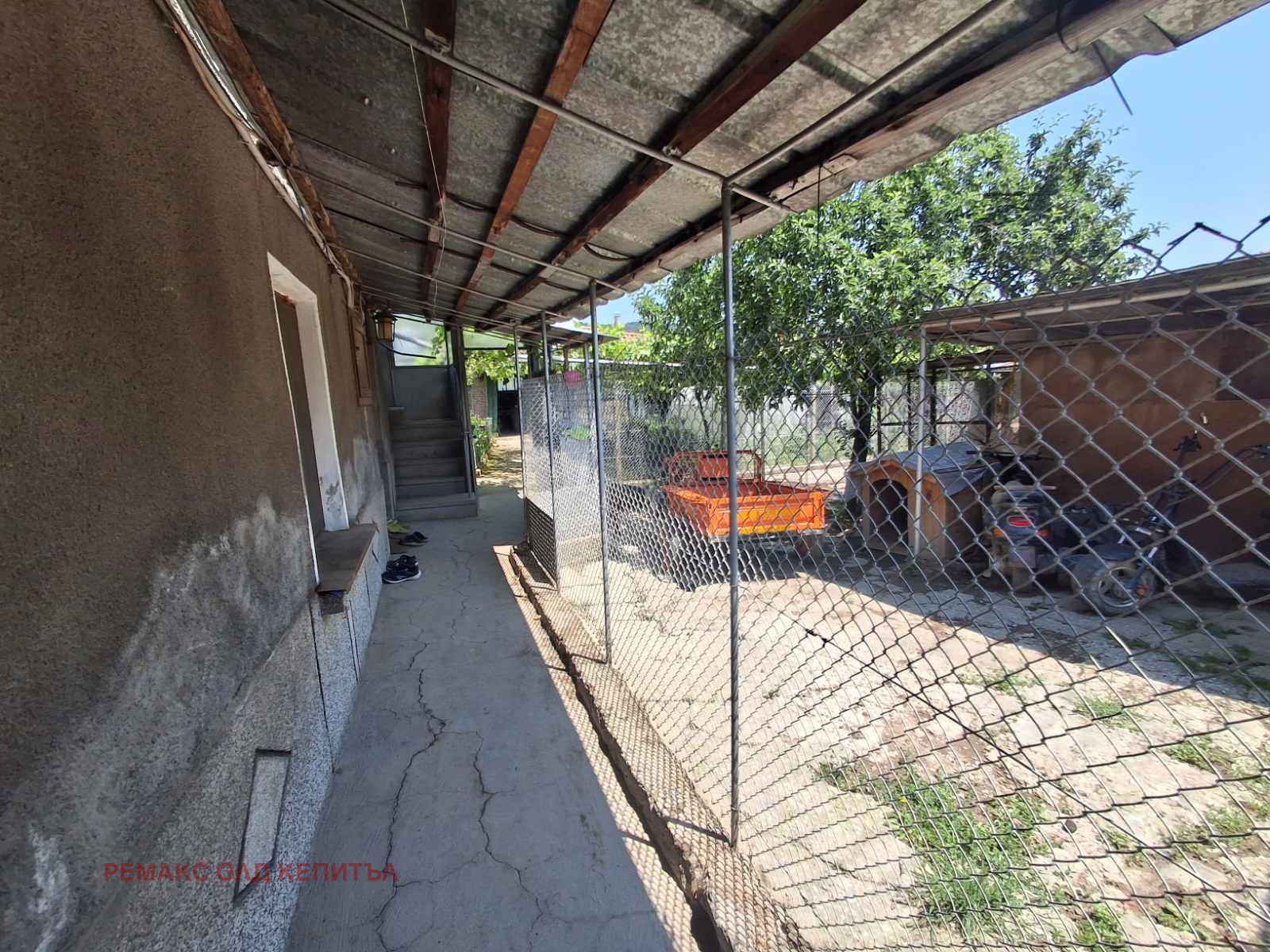 Дава под наем КЪЩА, с. Пчелище, област Велико Търново, снимка 8 - Къщи - 54819368
