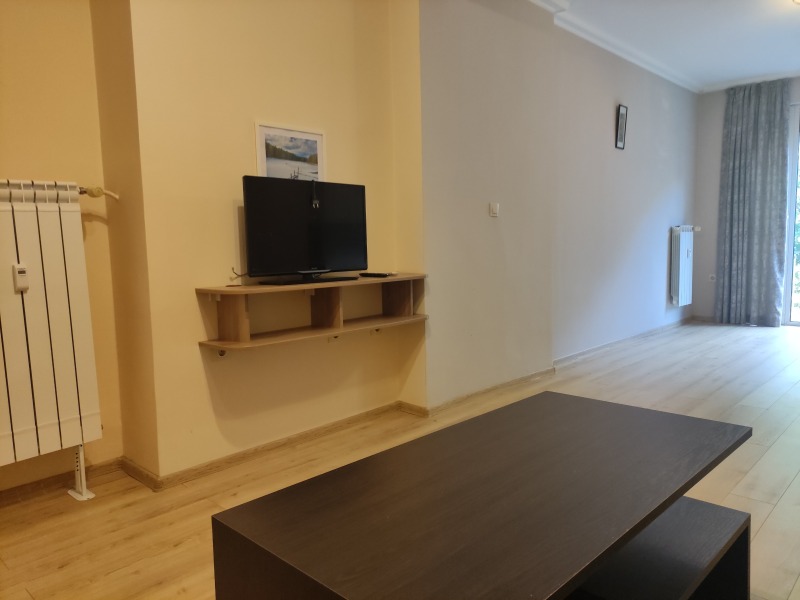 För uthyrning  1 sovrum Sofia , Centar , 84 kvm | 41063549 - bild [4]