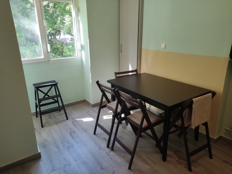 För uthyrning  1 sovrum Sofia , Centar , 84 kvm | 41063549 - bild [13]
