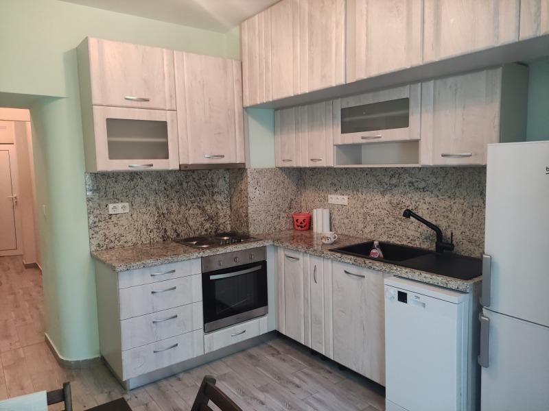 För uthyrning  1 sovrum Sofia , Centar , 84 kvm | 41063549 - bild [10]