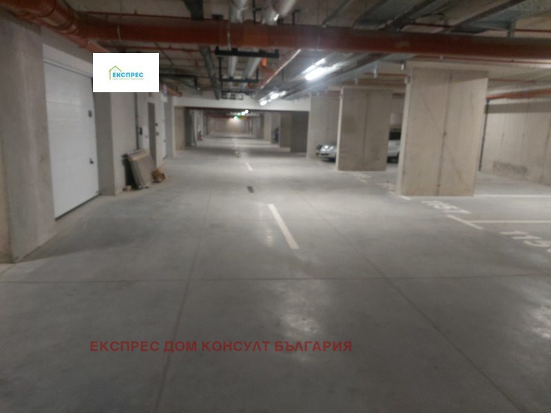Издаје се  Гараге Софија , Славија , 14 м2 | 86499630 - слика [4]