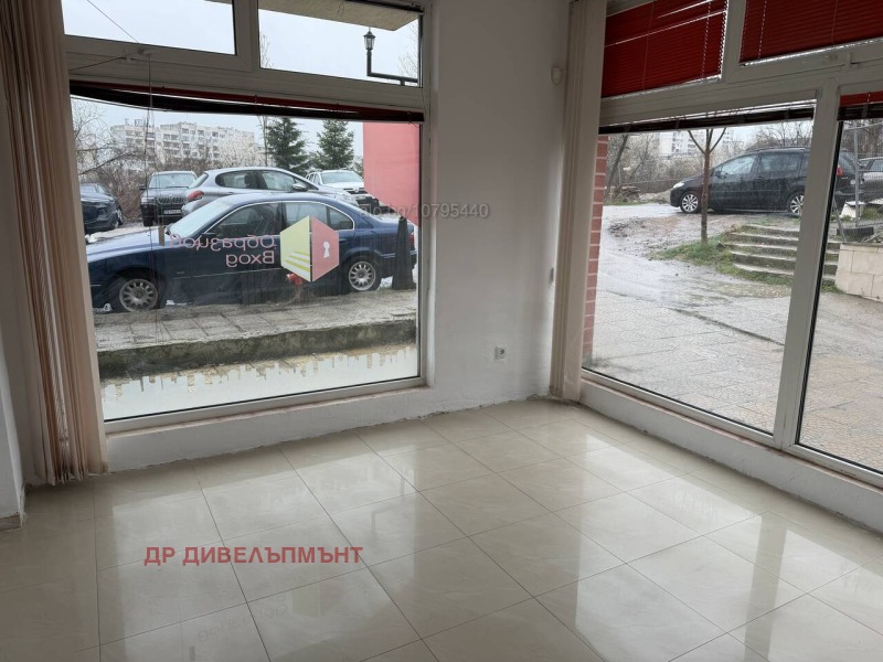 Дава под Наем МАГАЗИН в град София, Младост 1 - 70 кв.м / 559 € » 1 093.31 лв., ДР ДИВЕЛЪПМЪНТ