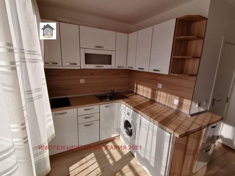 Дава под нем  1-стаен, град София, Витоша •  350 EUR • ID 78376414 — holmes.bg - [1] 