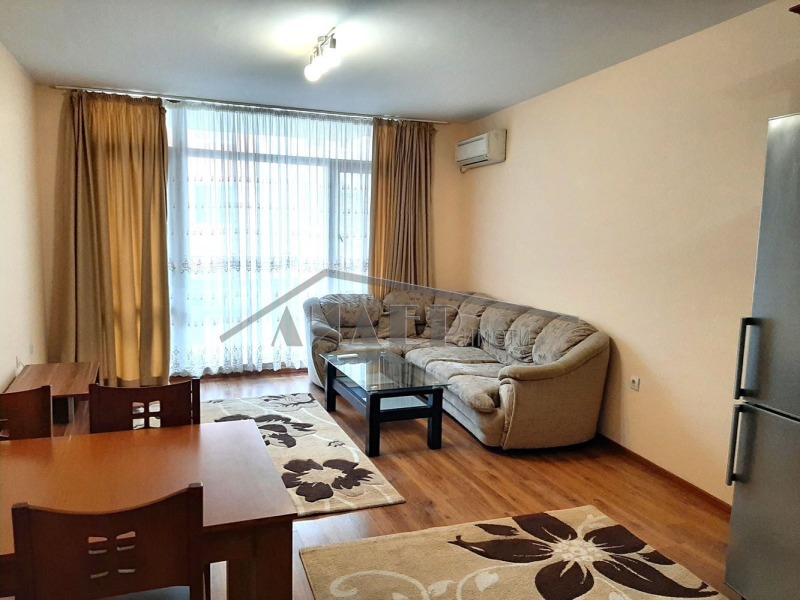 Til leie  1 soverom Plovdiv , Karsjijaka , 74 kvm | 39421608 - bilde [4]