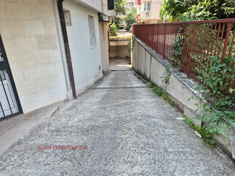 Издаје се  Гараге Софија , Гео Милев , 20 м2 | 39167355 - слика [4]