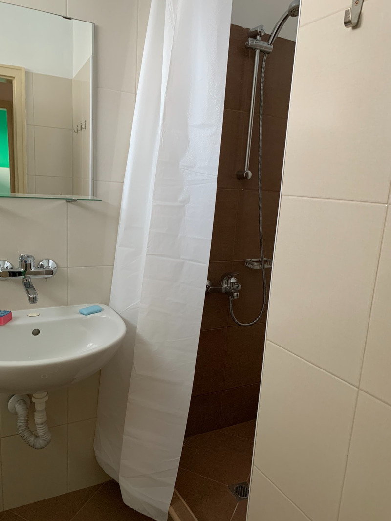 Zu vermieten  1 Schlafzimmer Sofia , Lozenez , 70 qm | 14006575 - Bild [7]