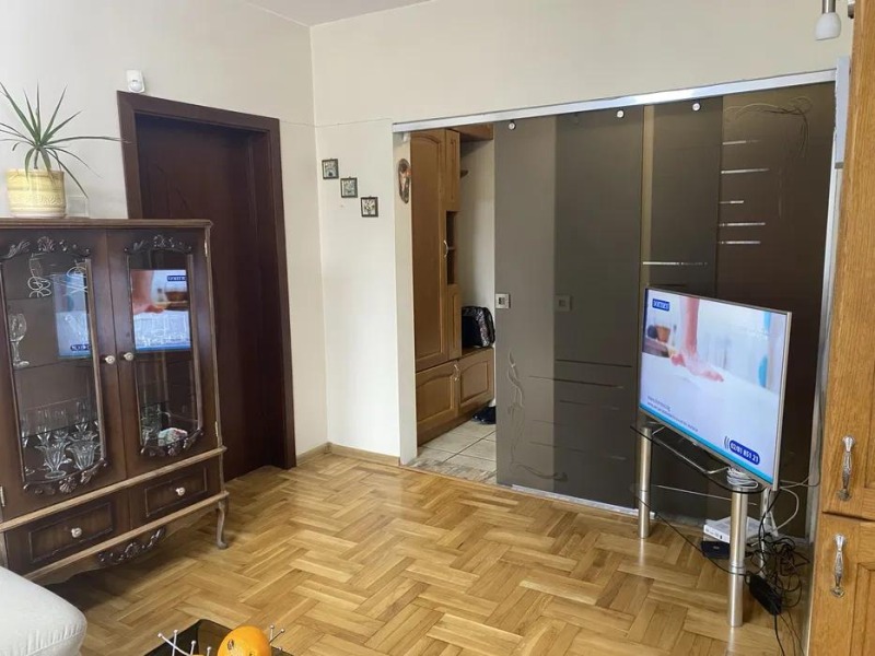 De inchiriat  2 dormitoare Varna , Țentâr , 90 mp | 16473684 - imagine [4]