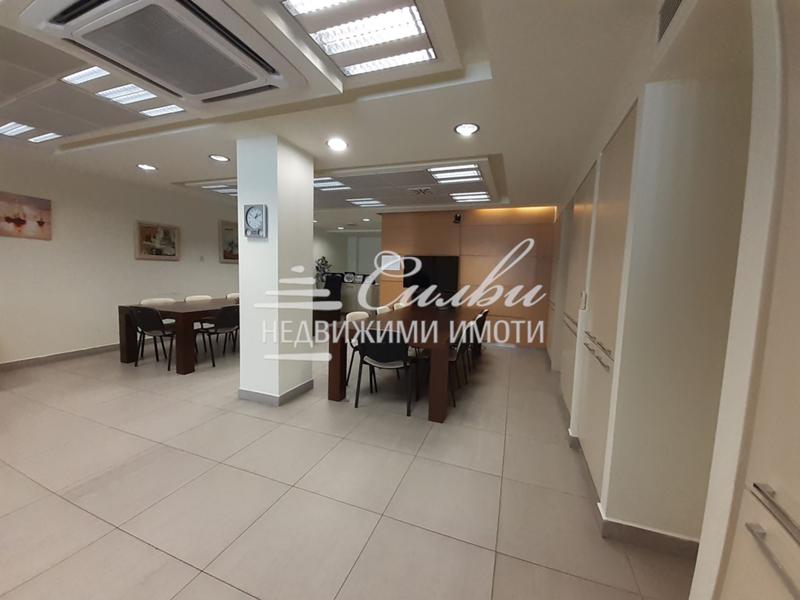 Дава под наем  Офис град Шумен , Център , 135 кв.м | 28585414 - изображение [2]