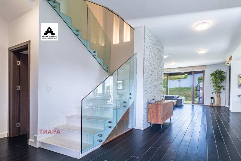 De inchiriat  Casa Sofia , m-t Cambanite , 540 mp | 43756555 - imagine [7]