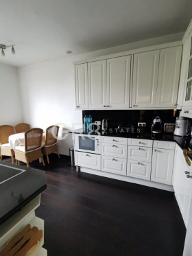 3 camere da letto Doktorski pametnik, Sofia 5