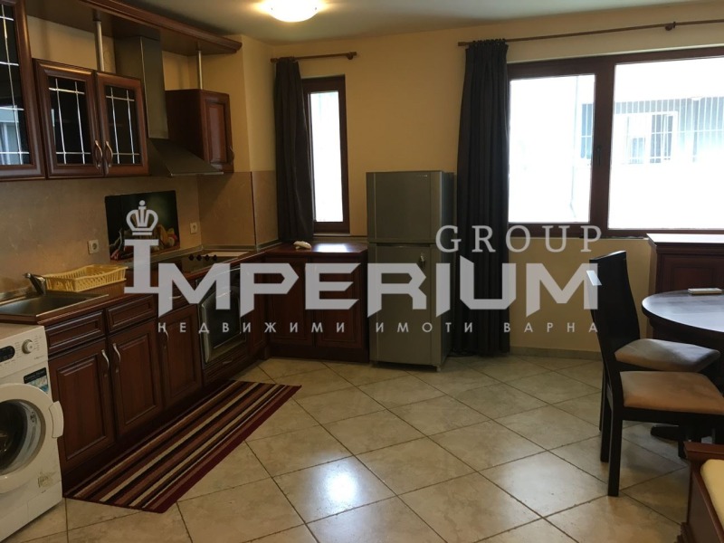 En renta  Estudio Varna , Tsentar , 35 metros cuadrados | 10534070 - imagen [3]