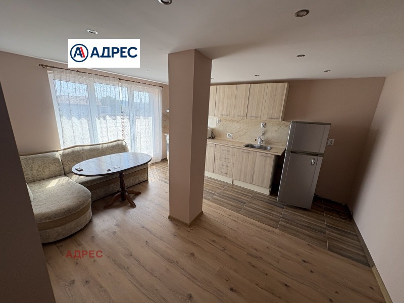 Дава под наем КЪЩА, гр. Варна, Автогара, снимка 2 - Къщи - 52312767