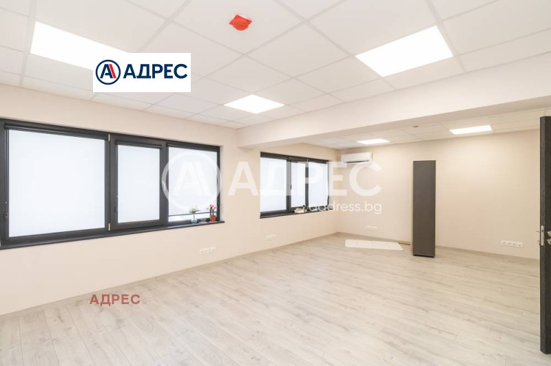 Te huur  Industrie gebouw Varna , Zapadna promisjlena zona , 420 m² | 43232086