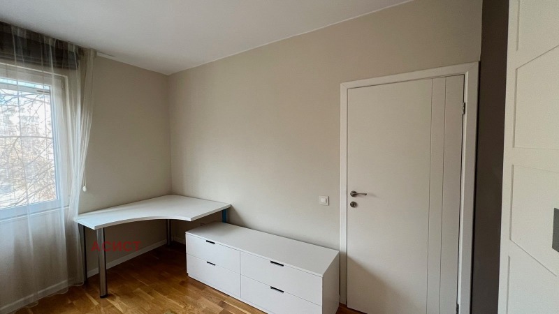 Vuokrattavana  2 makuuhuonetta Sofia , Gotse Deltšev , 76 neliömetriä | 96716830 - kuva [8]